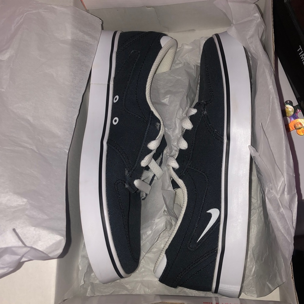 Nike Braata 4.5